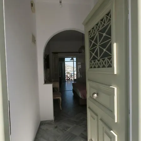 Aparthotel Hara Studios And