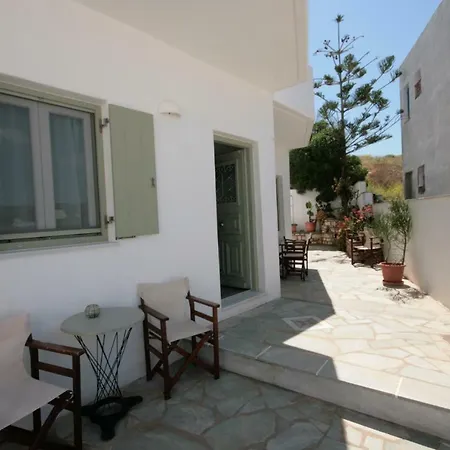 Aparthotel Hara Studios And Naousa (Paros)