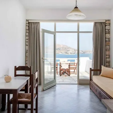 Aparthotel Hara Studios And Naousa (Paros)