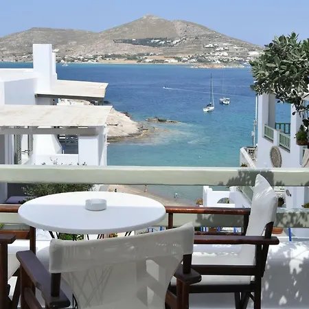 Hara Studios And 3* Naousa (Paros)