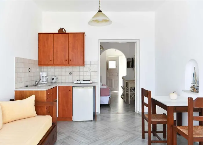 Apartmanhotel Hara And 3*