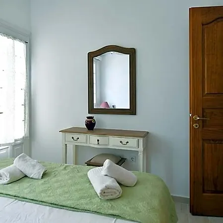 Hara And Aparthotel Naoussa