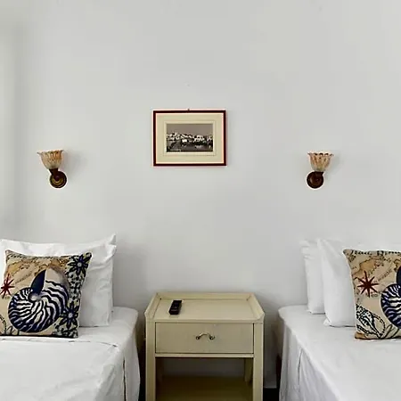 Hara And Aparthotel Naoussa