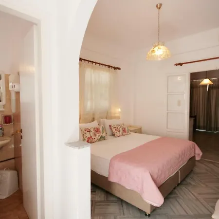 Aparthotel Hara And 3*